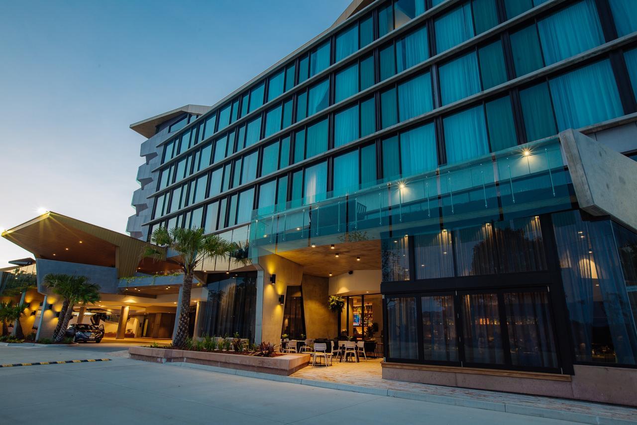 Eatons Hill Hotel Brisbane Exterior foto